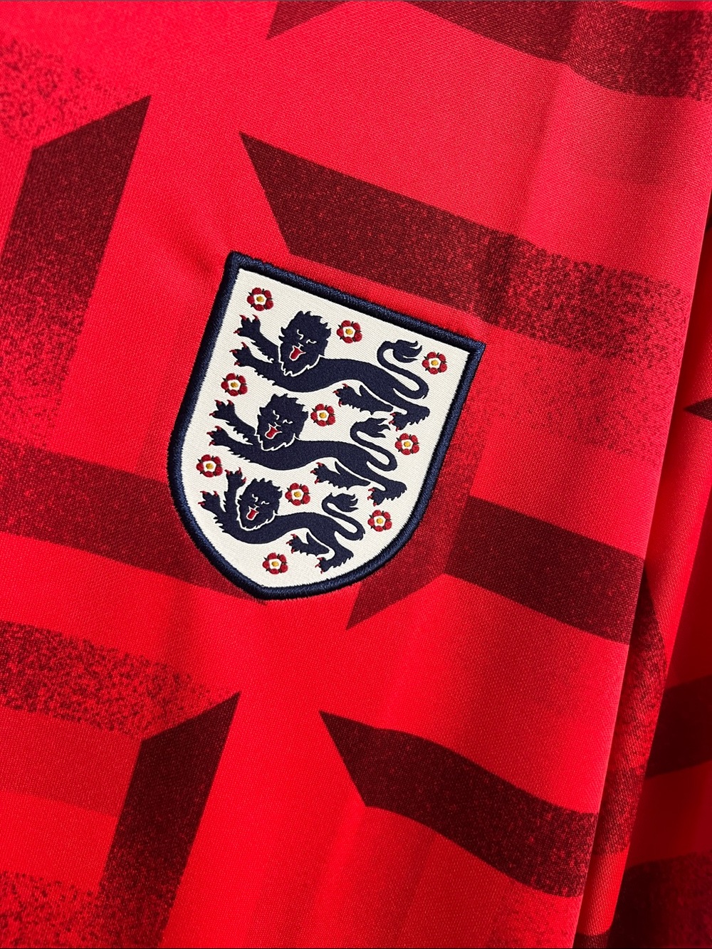 England 2024 Nike Pre-Match Shirt (Size 3XL) - Picture 3 of 7
